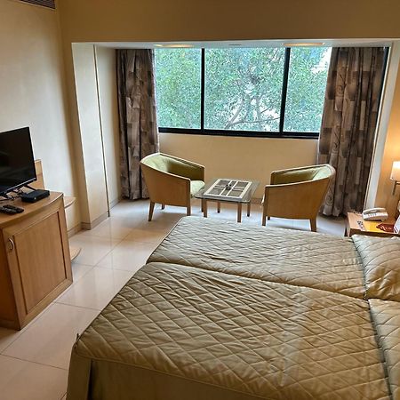 Hotel Ashirwad 浦那 外观 照片