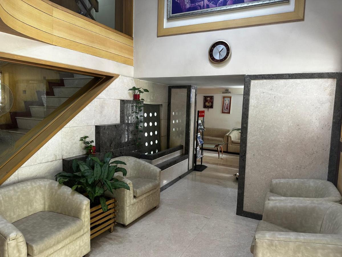 Hotel Ashirwad 浦那 外观 照片