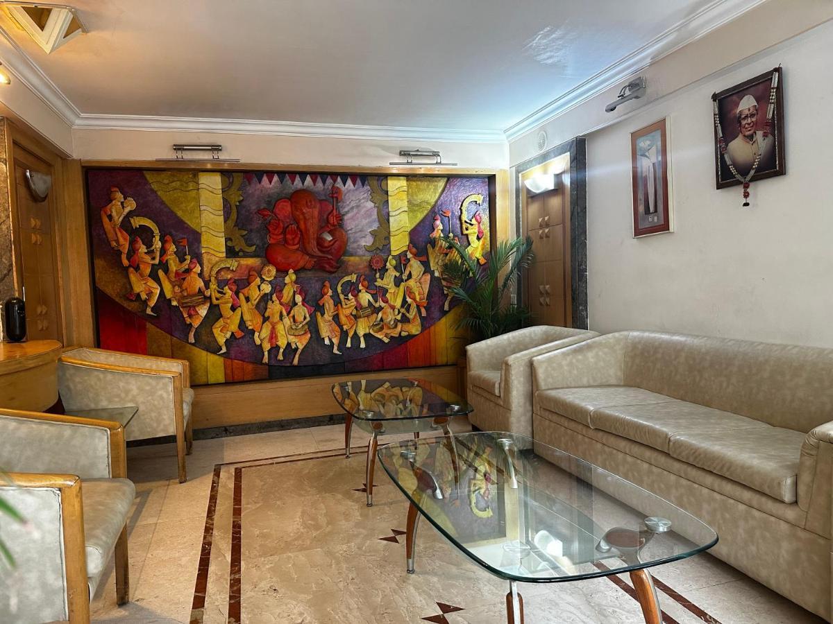 Hotel Ashirwad 浦那 外观 照片
