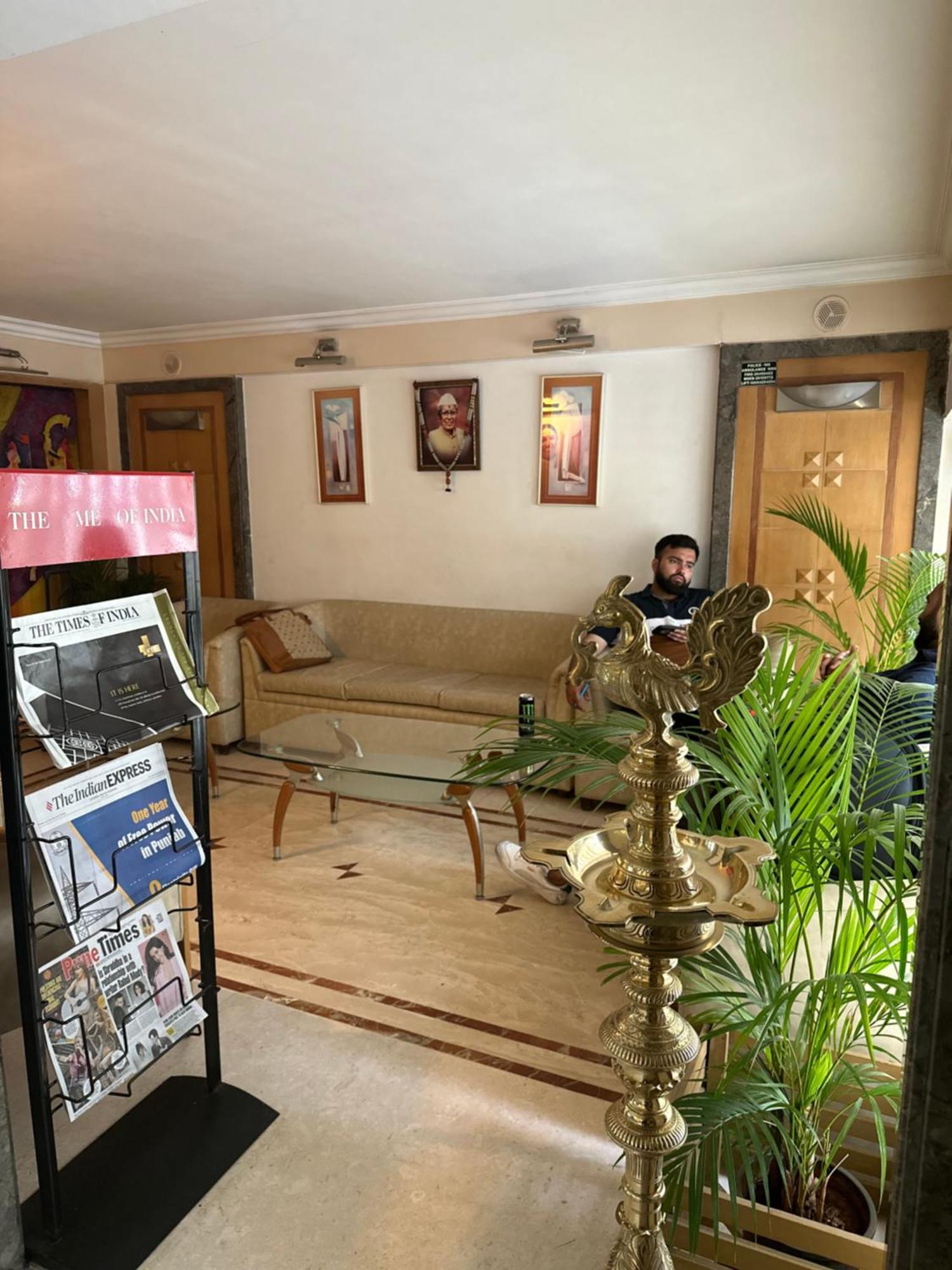 Hotel Ashirwad 浦那 外观 照片
